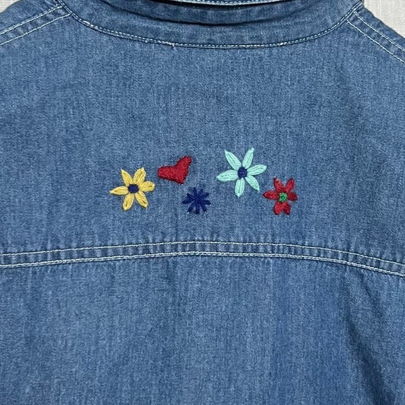 Vintage 90's Pepe Jeans London Women's Embroidered Floral Denim Shirt Size Small - Picture 10 of 12